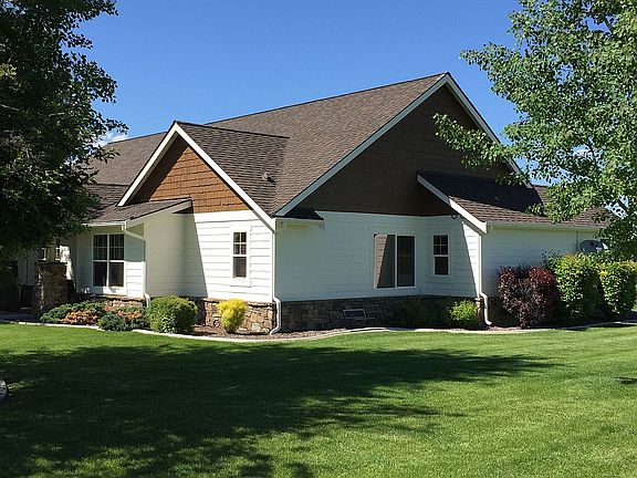 5th image of 560 Arrow Hill Dr