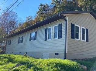 1136 E Main St, Old Fort, NC 28762