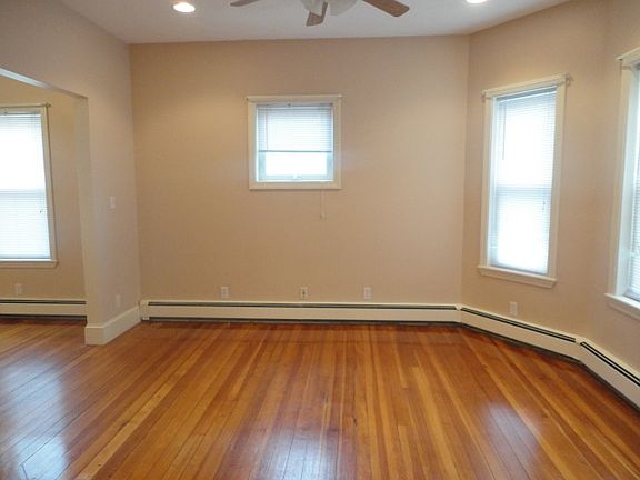 5th image of 193 Mountain Ave