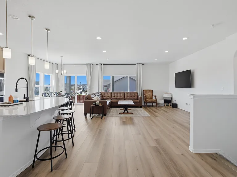 11100 Rolling Mesa Dr — Photo 4
