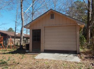 702 Magnolia Ave, Hartford, AL 36344