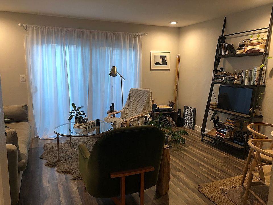 1st image of 206 S Ventura St APT B