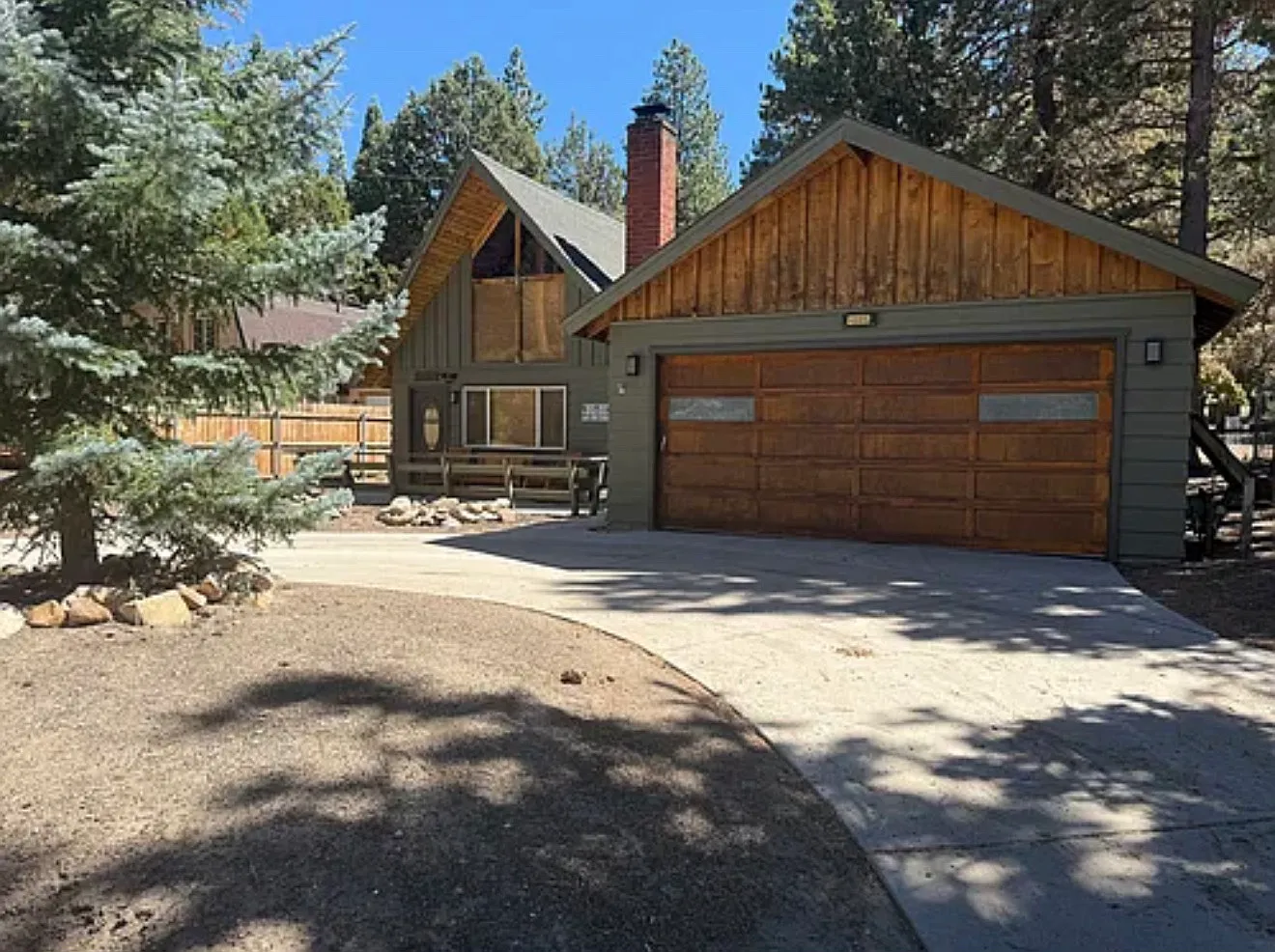 2 bed, 810 sqft, $2,750 — Photo 1