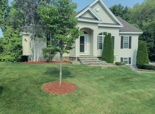 3 Shelby Cir, Haverhill, MA 01832