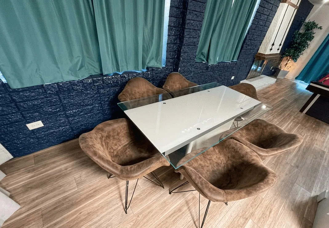 3 bed, $5,800 — Photo 3
