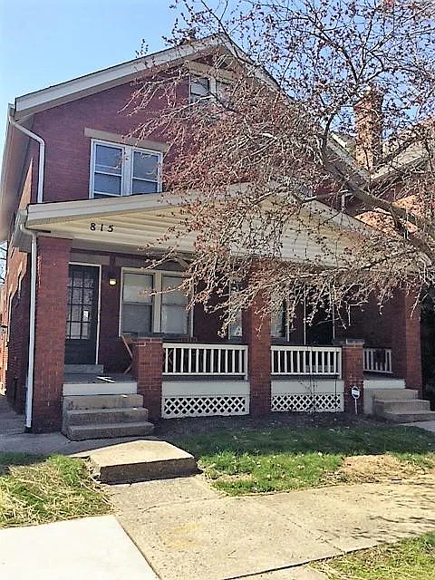 3 bed, 1350 sqft, $1,700 — Photo 1