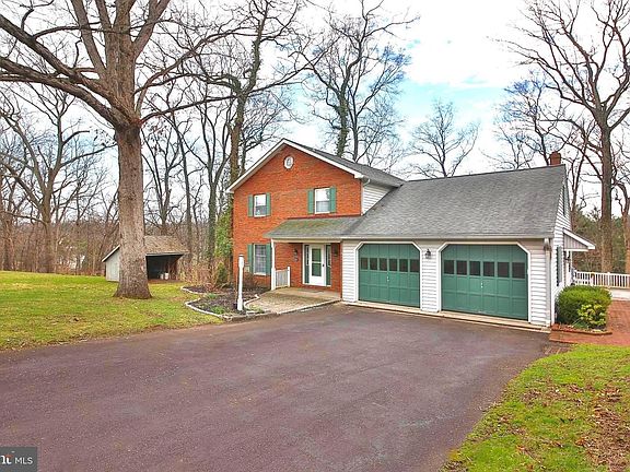 4th image of 837 Rising Sun Rd