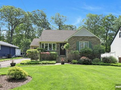 78 Monhegan Ave, Oakland, NJ, 07436