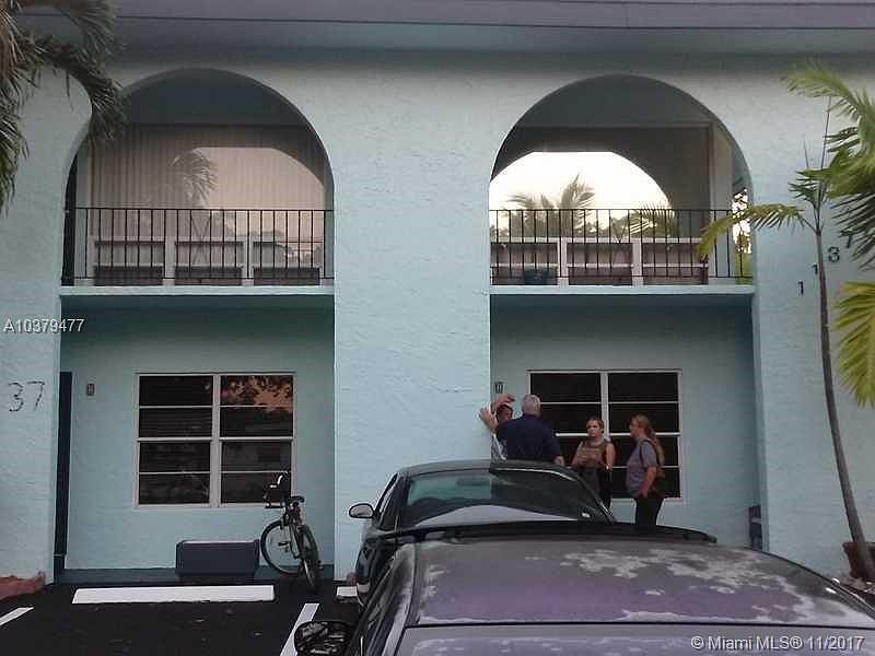 1st image of 1137 SE 6th Ter
