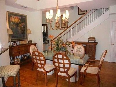 3rd image of 1153 Hillsboro Mile APT 4