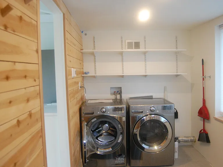 1014 Exchange St — Photo 54