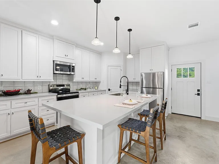 12204 Hairston Cir #A — Photo 4