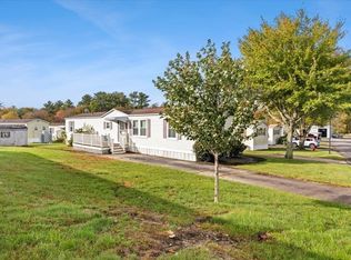 6 Wampanoag Rd, Taunton, MA 02780