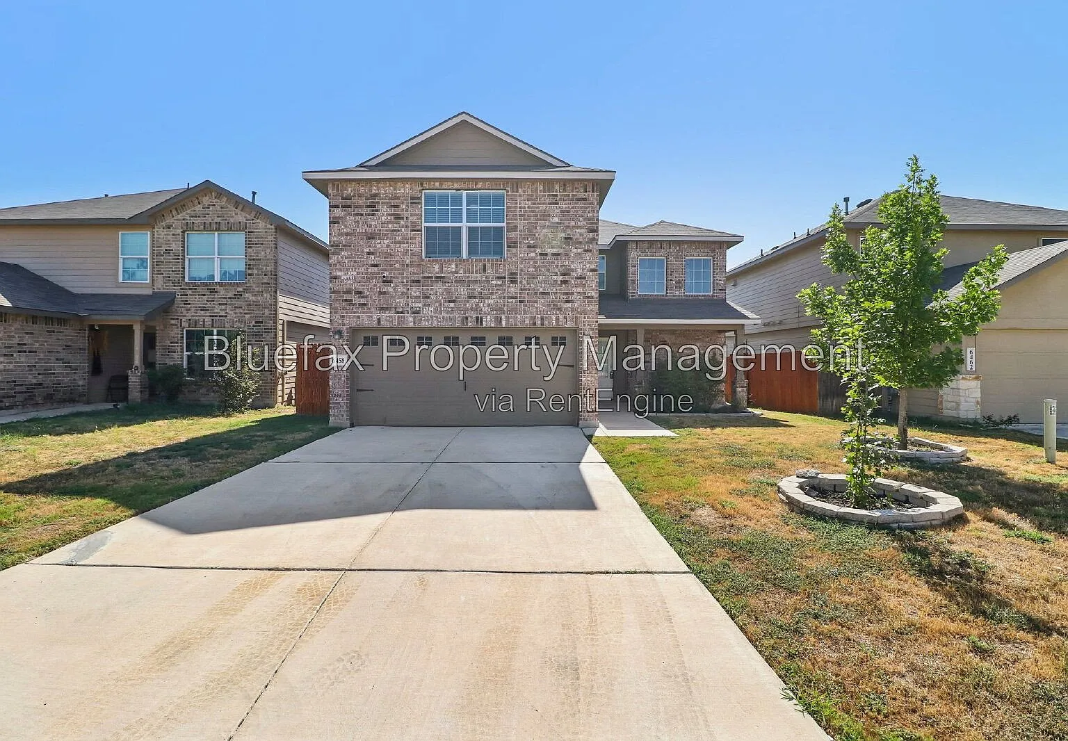 3 bed, 2.5 bath, 2240 sqft, $1,955 — Photo 2