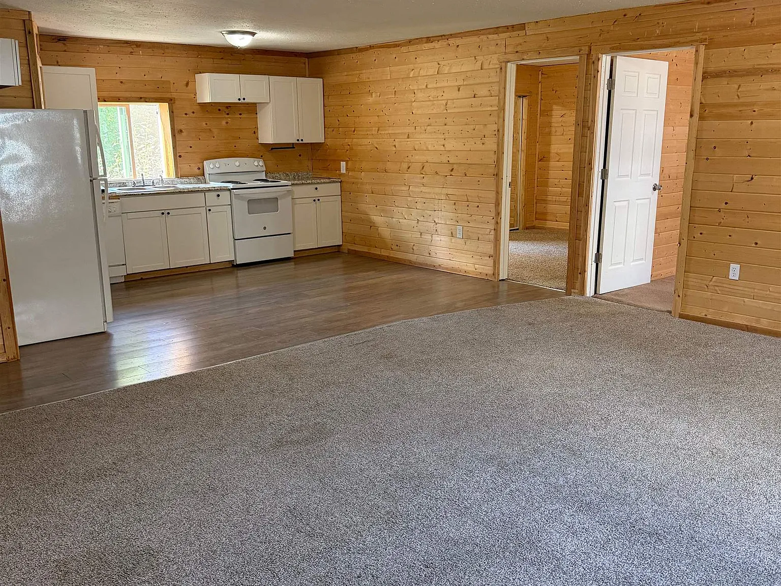 2 bed, $2,000 — Photo 2