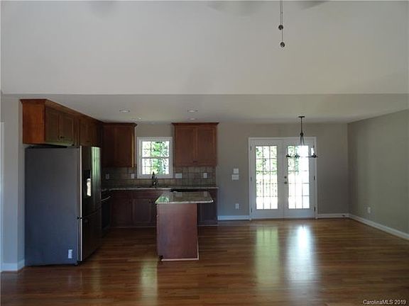 5th image of 1636 Cordia Cir