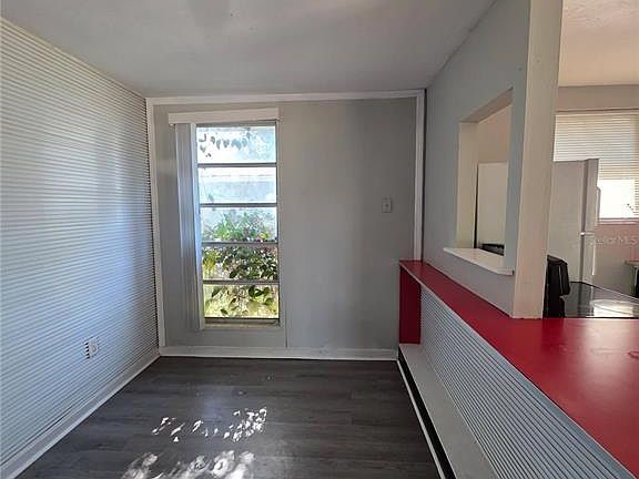5th image of 1423 Bryant St #1423