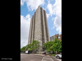 1660 N La Salle Dr
