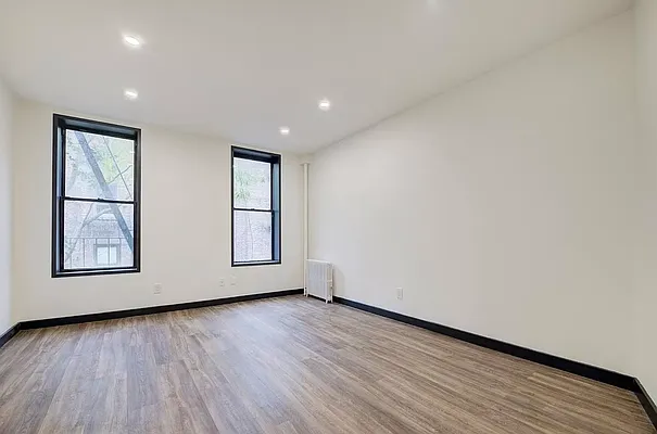 Rented by REAL New York | media 6