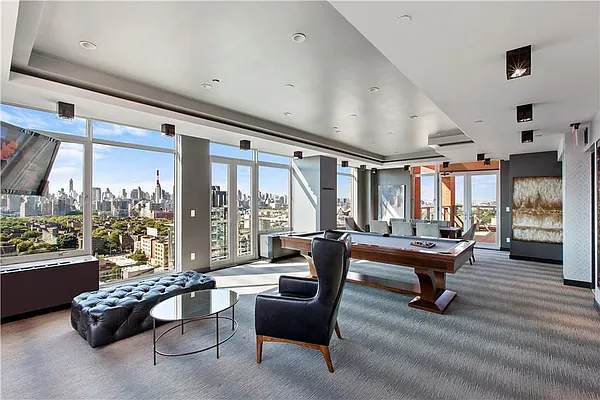 Rented by Douglas Elliman | media 19