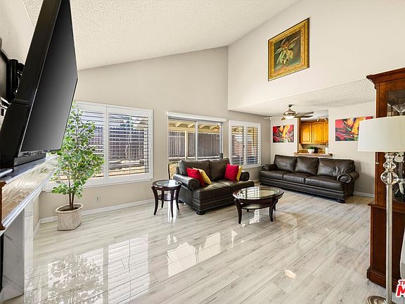 3rd image of 7969 Celeste Ave