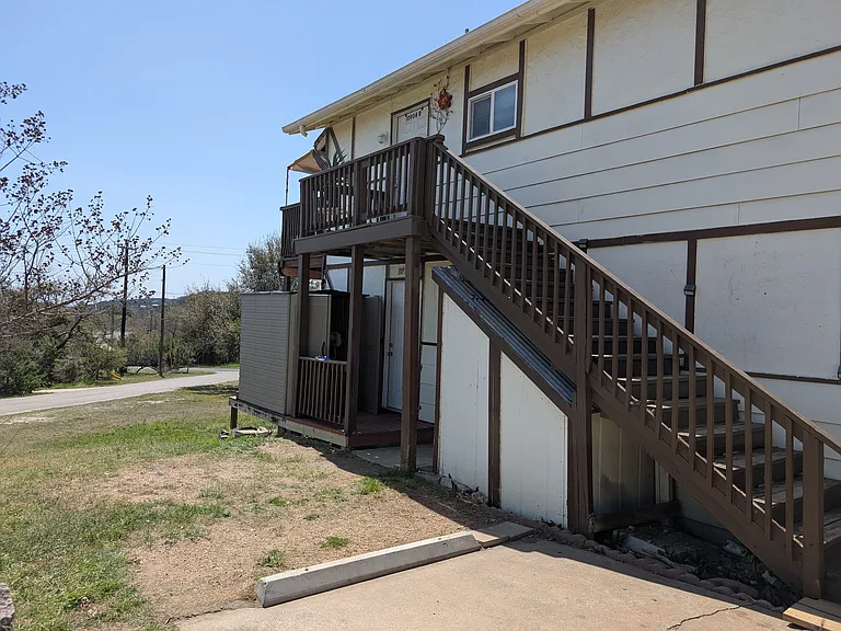 10900 Sage St #2B — Photo 5