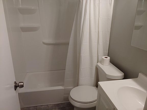 4th image of 4655 Durham Dr
