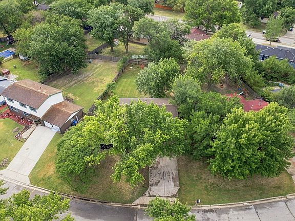 5th image of 519 Renee Dr