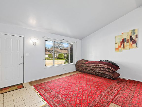 3rd image of 6058 Fremont Dr #6058