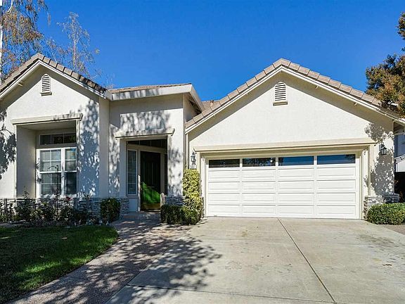 2nd image of 5861 Black Ave