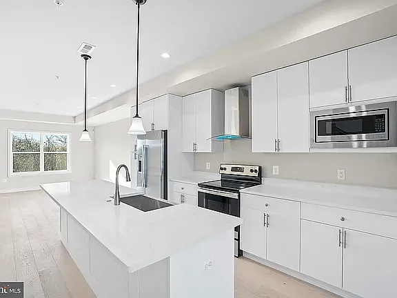 2520 Elvans Rd SE — Photo 24