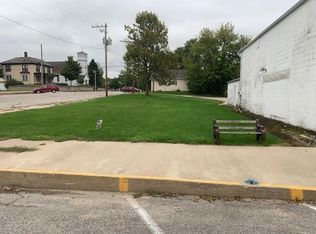 217 Greene St, Walker, IA 52352