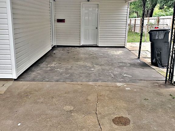 3rd image of 406 Clearview St SW