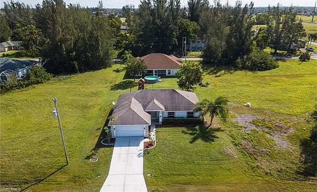 1st image of 1629 NW 2nd Ave