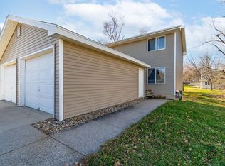 4212 50th St #4212, Des Moines, IA 50310