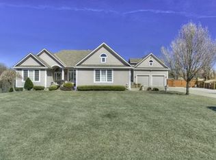 28506 E 117th St, Lees Summit, MO 64086