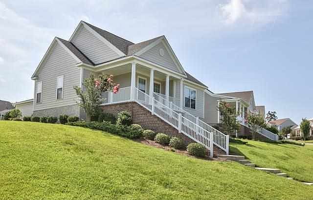 1st image of 3037 Dickinson Dr