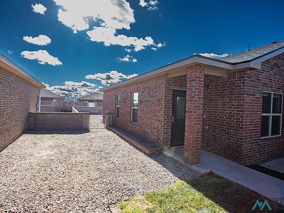 2nd image of 1825 Dillon Wood Dr