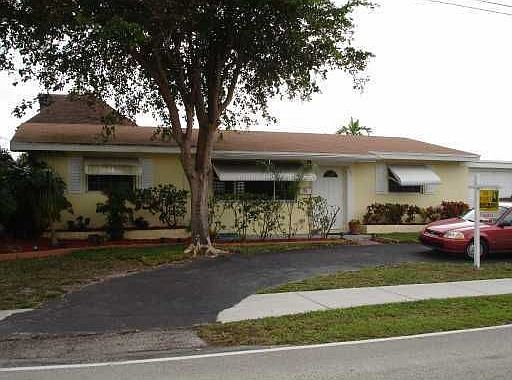 2nd image of 5750 SW 56th St