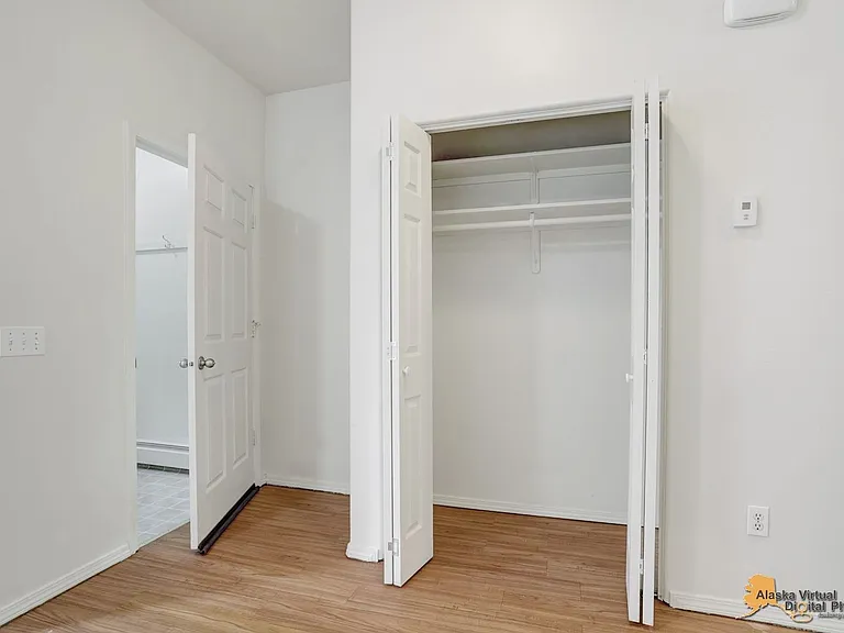 1105 W 34th Ave — Photo 6