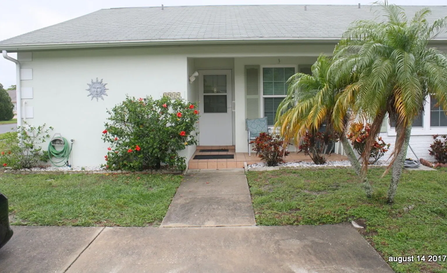 Coming Soon Cozy 2 Bedroom 2 Bath In Great Location — Photo 1