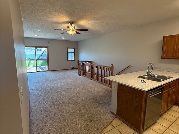 3rd image of 1423 E 42nd St #1423
