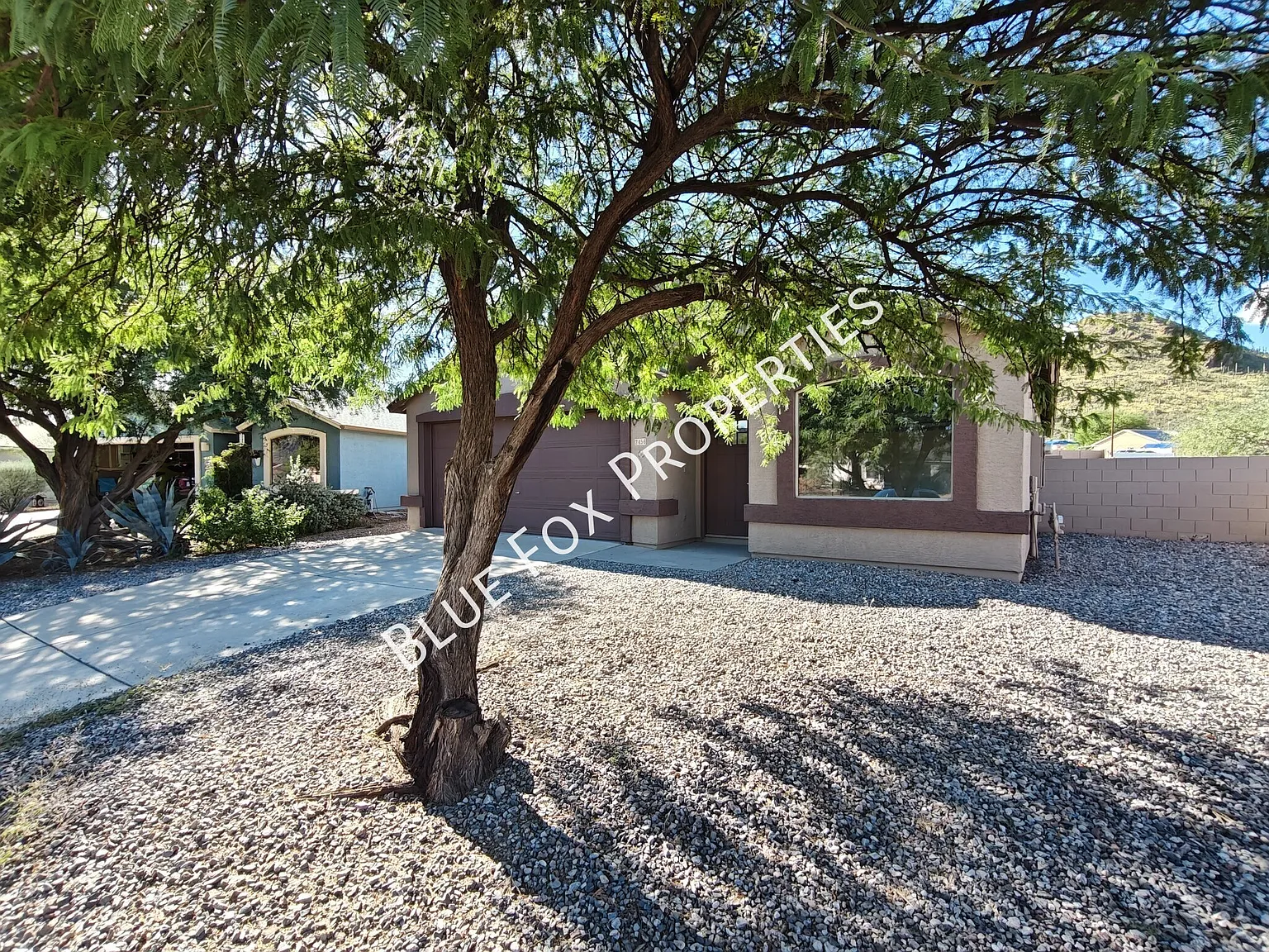 7456 S Fitzwater Ave — Photo 2