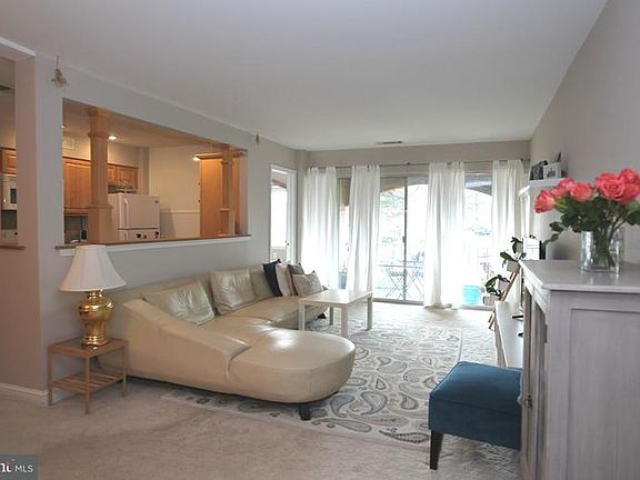 2nd image of 450 Girard St APT 204