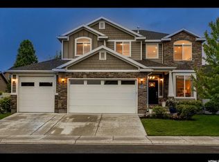 10934 S Dune Grass Dr, South Jordan, UT 84009