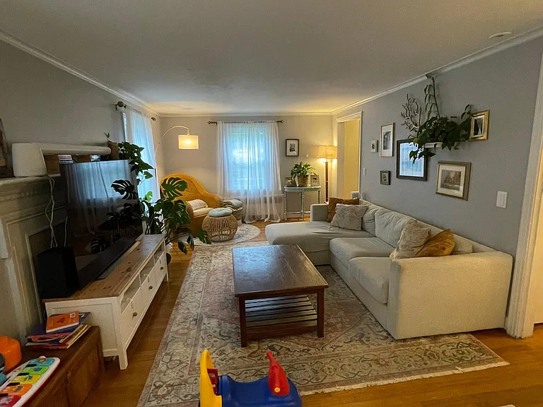 42 Seneca Rd — Photo 9