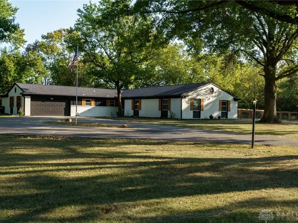 6310 Taywood Rd, Englewood, OH 45322