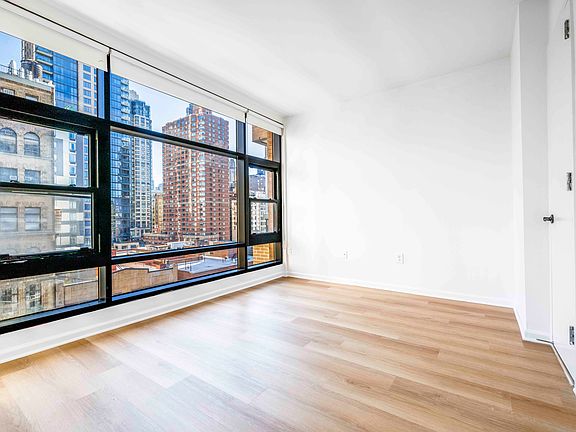 4th image of 120 W 23rd St APT 10B