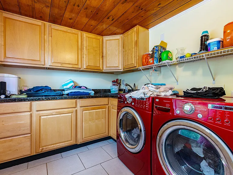4116 W Leona St — Photo 16