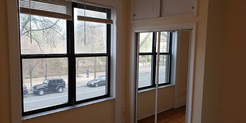 Rented by Garfield Realty  | media 52